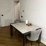 شقة 3 *